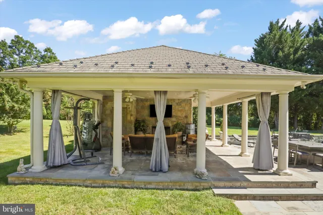 $2,999,000 | 11409 Highland Farm Court, Potomac, MD 20854