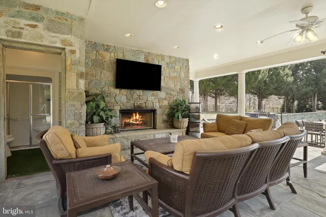 $2,999,000 | 11409 Highland Farm Court, Potomac, MD 20854