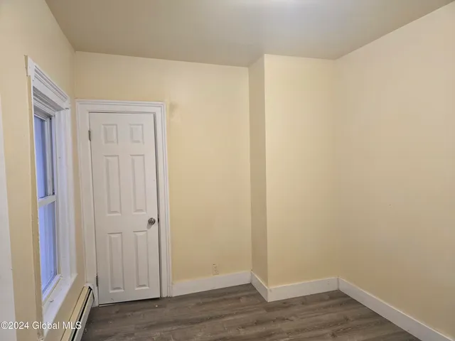 $1,200 | 288 1st Street, Unit 1 FF, Albany, NY 12206