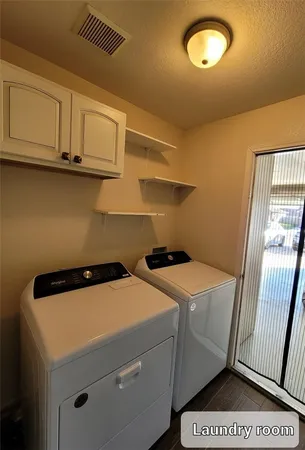 $1,800 | 204 Phillips Street, Hutto, TX 78634