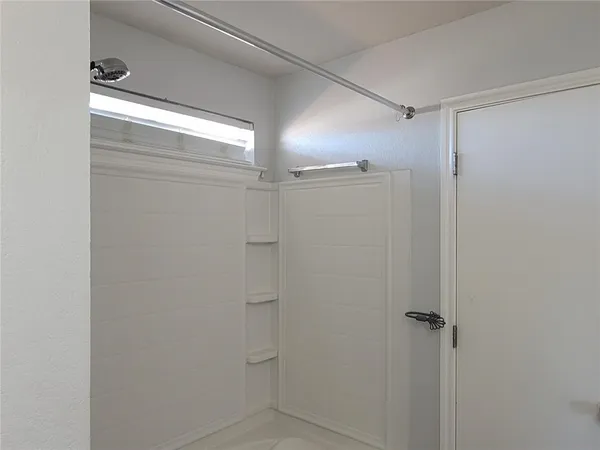 $1,800 | 204 Phillips Street, Hutto, TX 78634