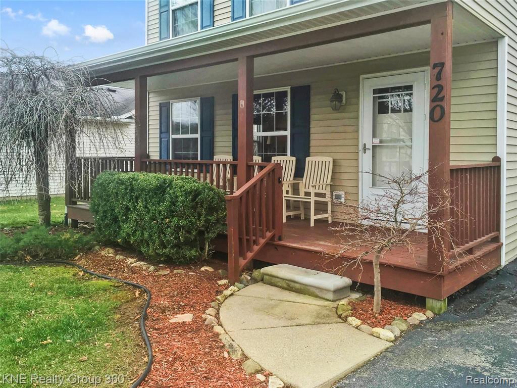 720 Brower Road Fowlerville, MI 48836 - Photo 4 of 37
