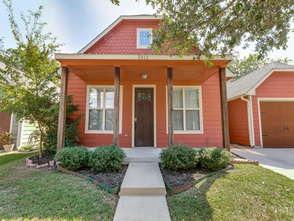 2512 Rugby Lane Denton, TX 76209 - Photo 3 of 25 Gallery Image 3