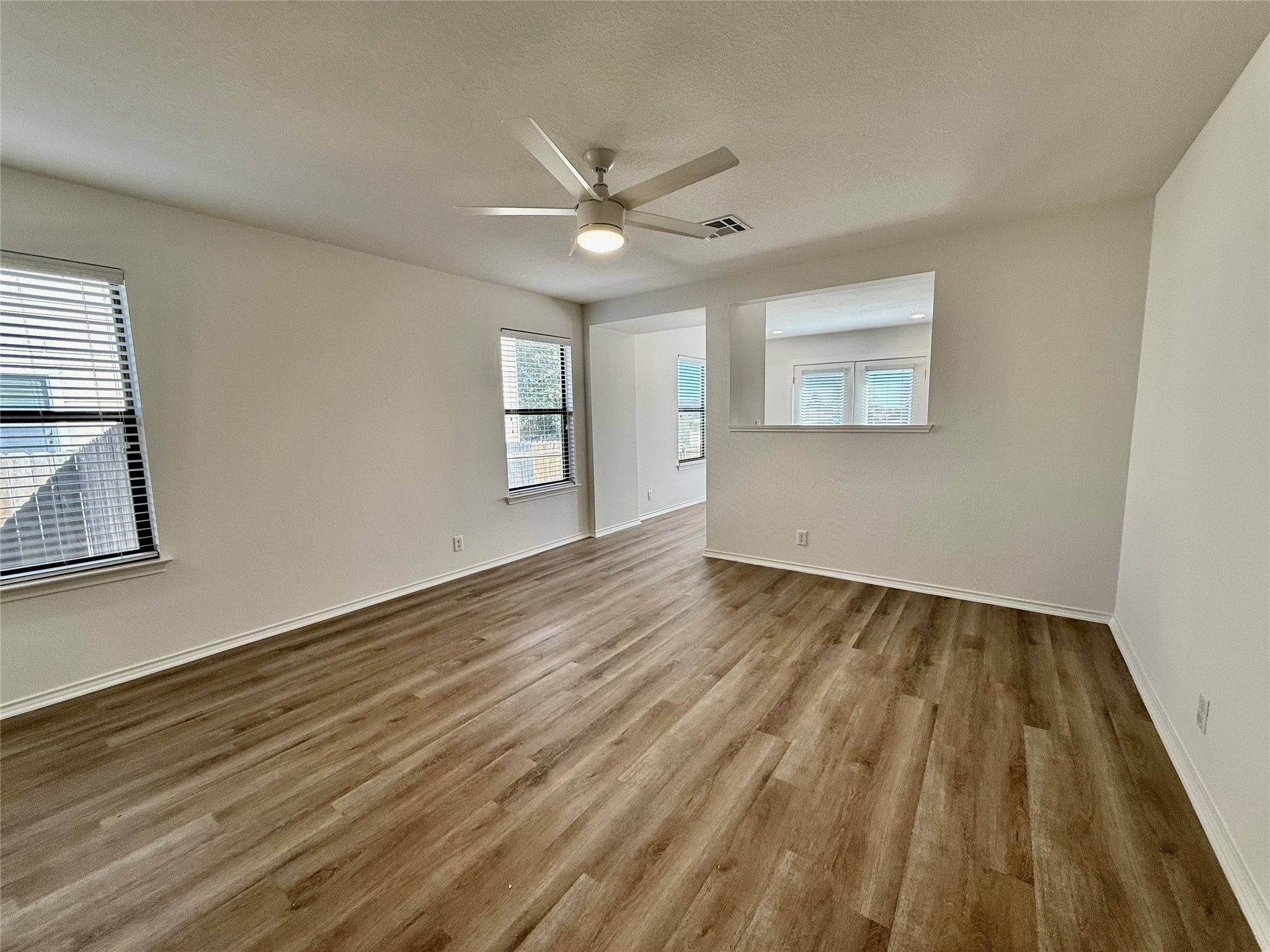 240 New Country Road Kyle, TX 78640 - Photo 7 of 20