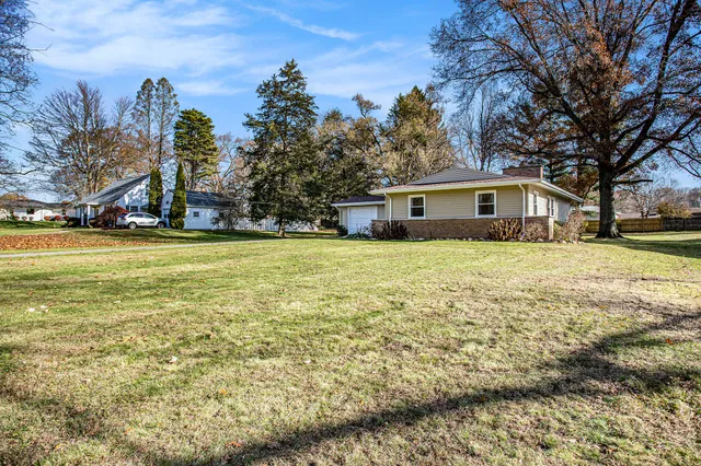 $229,000 | 66 Wealthy Avenue, Battle Creek, MI 49015