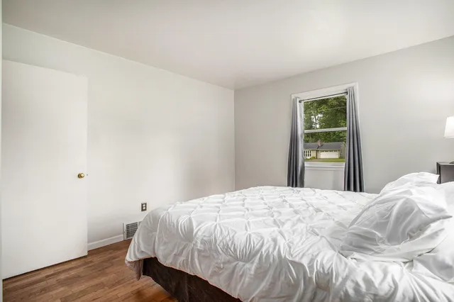 $229,000 | 66 Wealthy Avenue, Battle Creek, MI 49015