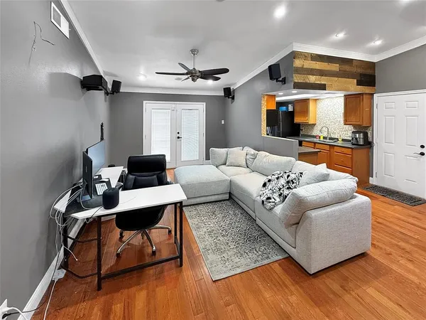 $1,865 | 2110 Snowmass Lane, Garland, TX 75044