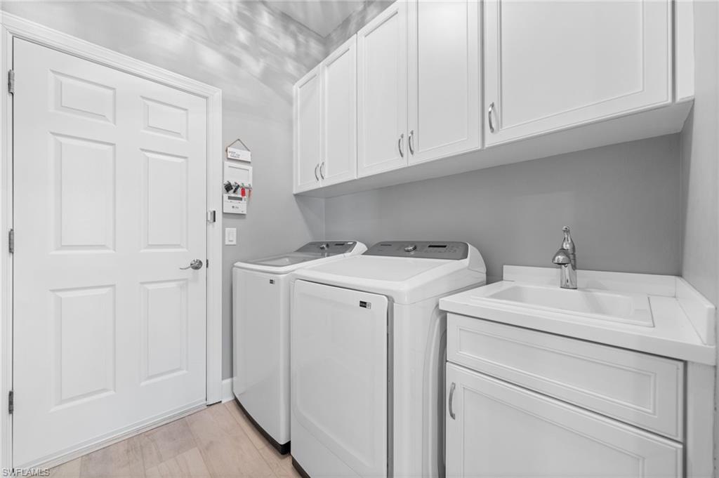 9451 Quarry Drive Naples, FL 34120 - Photo 22 of 42