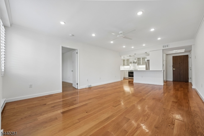 1 Euclid Avenue, Unit 2E Summit, NJ 07901 - Photo 8 of 26