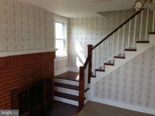 2418 Marston Road New Windsor, MD 21776 - Photo 9 of 16 Natural wood trim