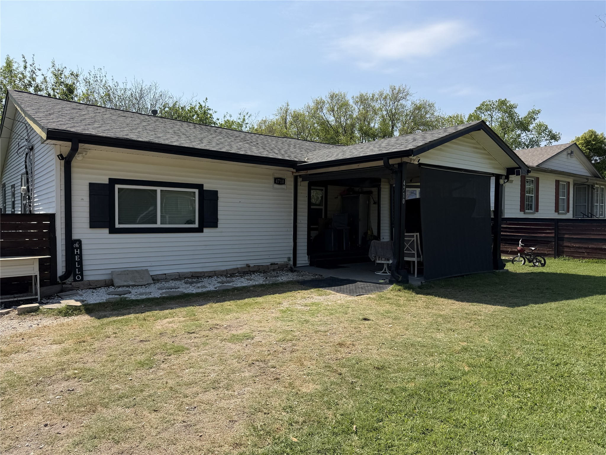 4710 9th Street Bacliff, TX 77518 - Photo 2 of 11 a backyard of a house