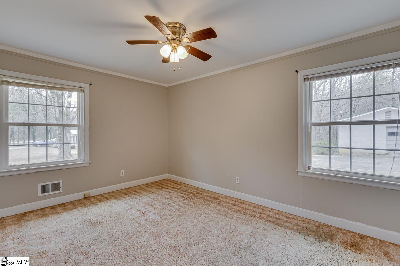 216 Dacusville Road Marietta, SC 29661 - Photo 16 of 36 Gallery Image 16