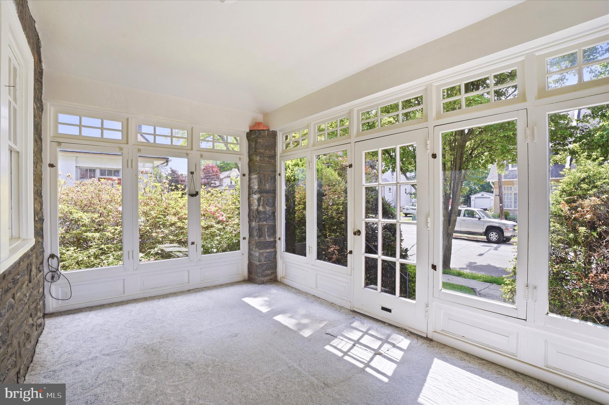 112 Strathmore Road Havertown, PA 19083 - Photo 4 of 38