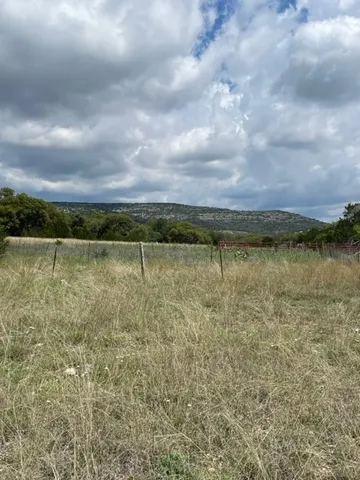 $1,200,000 | 2250 Walter White Road, Leakey, TX 78873