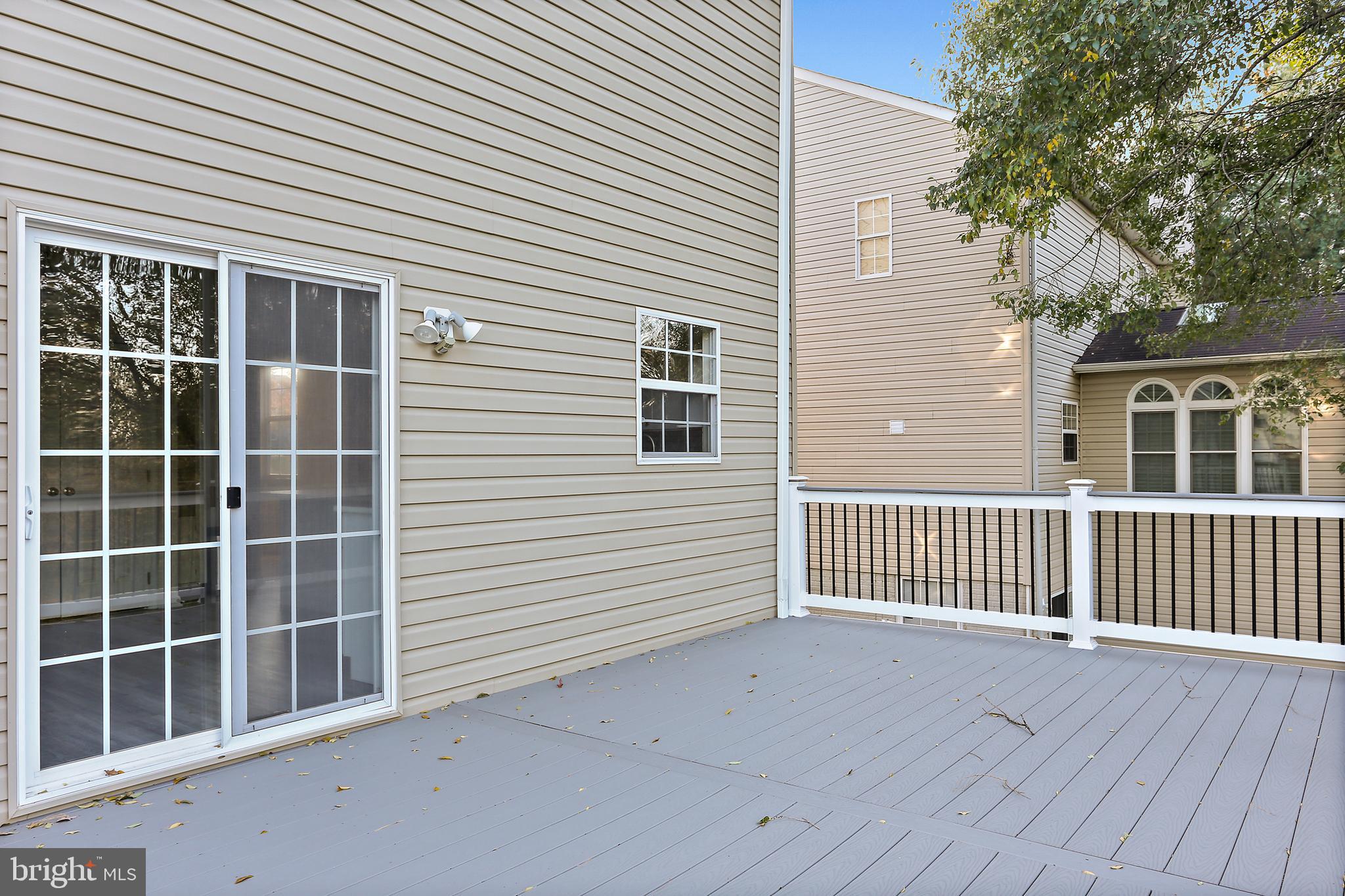 8680 Ridge Road Ellicott City, MD 21043 - Photo 11 of 43 Deck with low maintenance railings