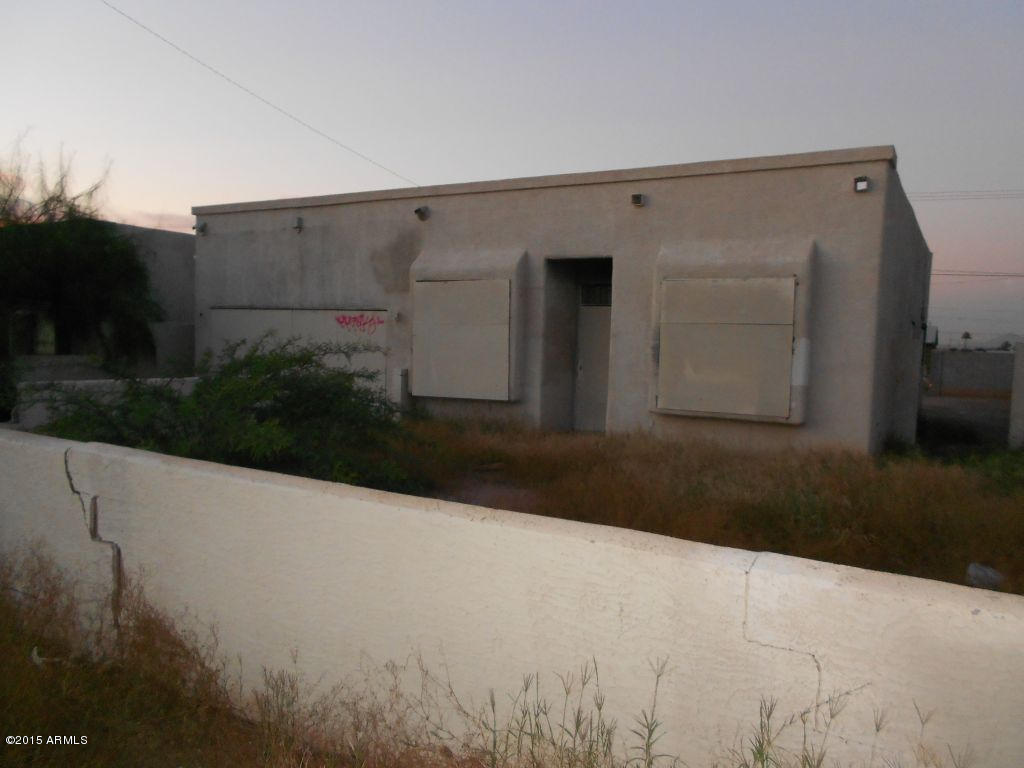 2520 East Roeser Road Phoenix, AZ 85040 - Photo 1 of 7 REOSER FRONT