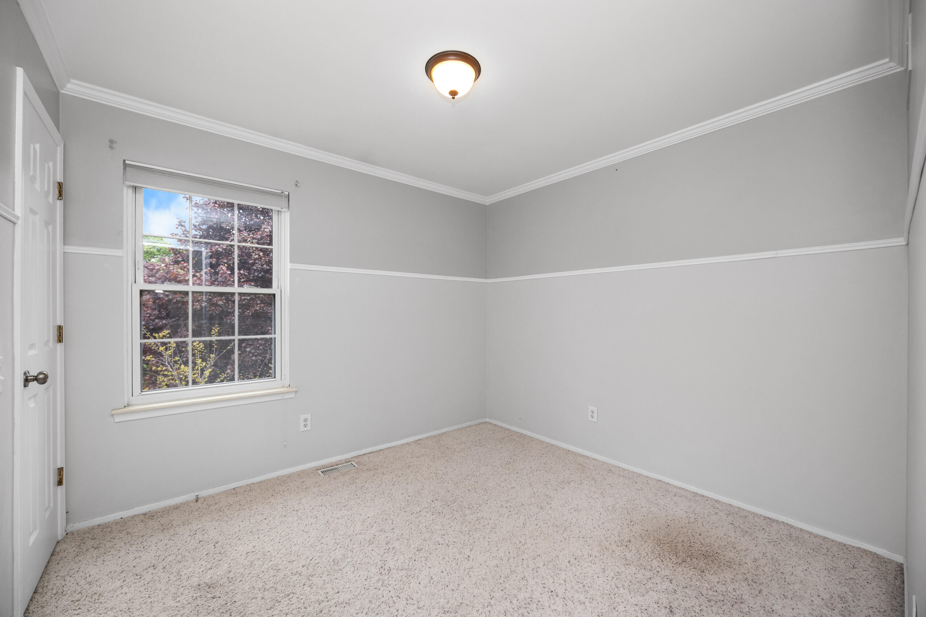 210 Whitney Drive Rochester Hills, MI 48307 - Photo 27 of 45 025_15