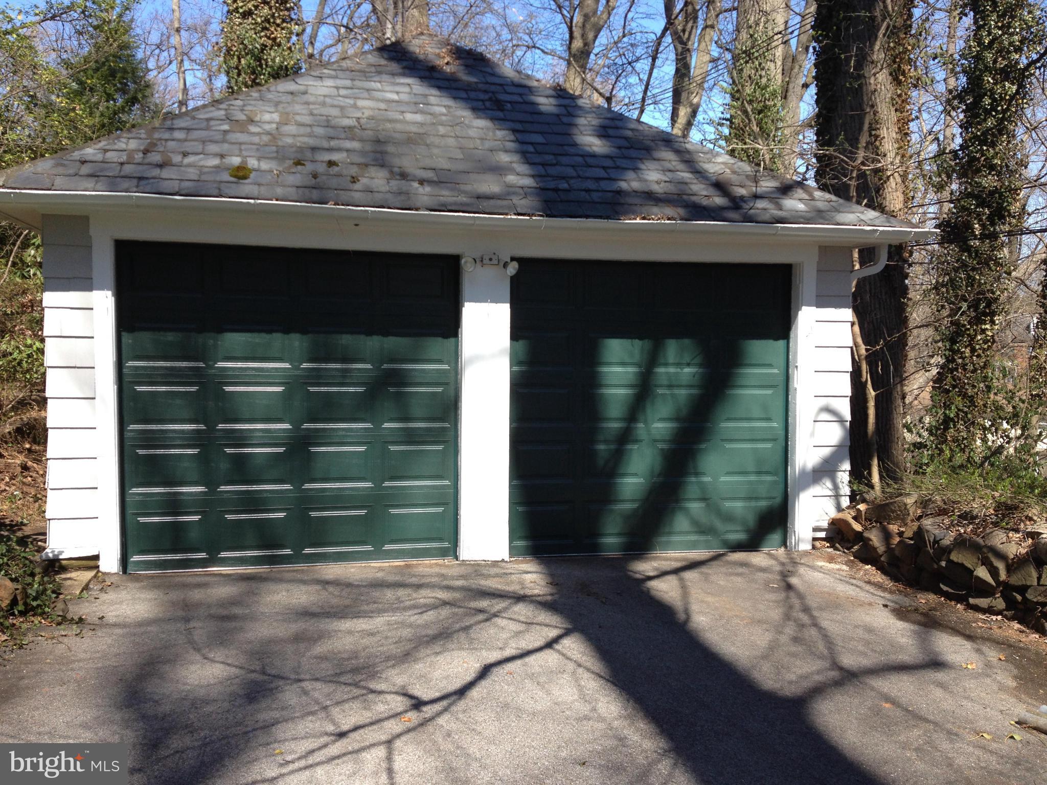 5111 Brook Green Road Baltimore, MD 21229 - Photo 23 of 23 Exterior (Rear)