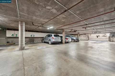 $525,000 | 360 Vernon Street, Unit 304, Oakland, CA 94610