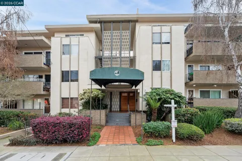 $525,000 | 360 Vernon Street, Unit 304, Oakland, CA 94610
