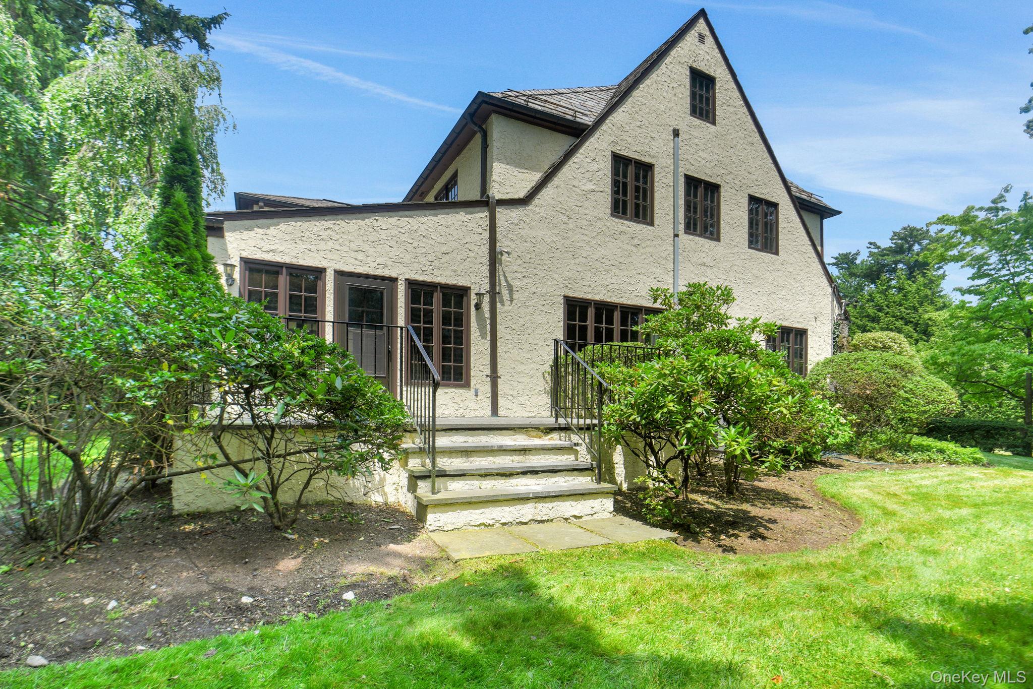 46 Fenimore Road Scarsdale, NY 10583 - Photo 5 of 40