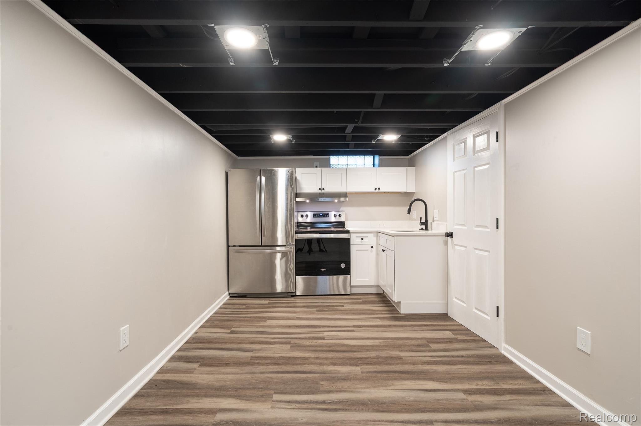201 Cardwell Street Inkster, MI 48141 - Photo 29 of 41 A-201 cardwell inkster-26.jpg