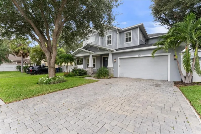 $1,359,000 | 3611 West Royal Palm Circle, Tampa, FL 33629