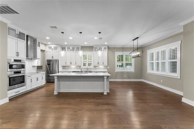 $1,359,000 | 3611 West Royal Palm Circle, Tampa, FL 33629