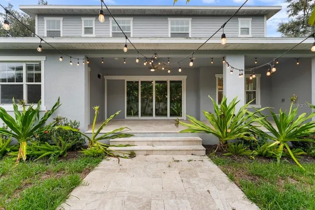 $1,359,000 | 3611 West Royal Palm Circle, Tampa, FL 33629