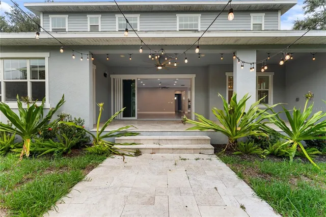 $1,359,000 | 3611 West Royal Palm Circle, Tampa, FL 33629