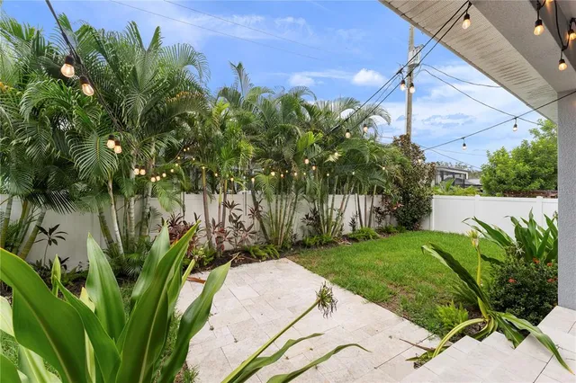 $1,359,000 | 3611 West Royal Palm Circle, Tampa, FL 33629