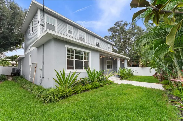 $1,359,000 | 3611 West Royal Palm Circle, Tampa, FL 33629