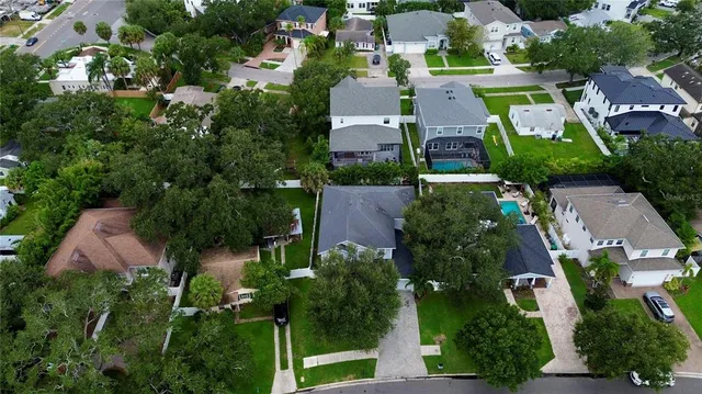 $1,359,000 | 3611 West Royal Palm Circle, Tampa, FL 33629