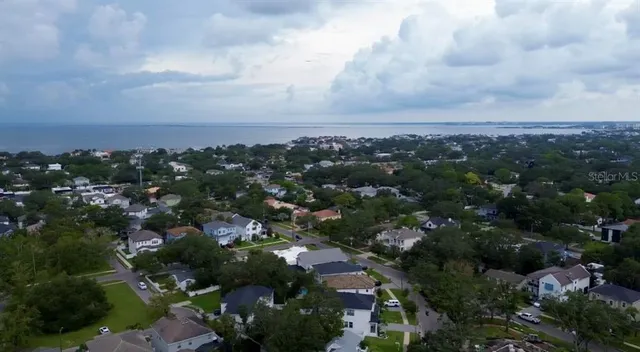 $1,359,000 | 3611 West Royal Palm Circle, Tampa, FL 33629