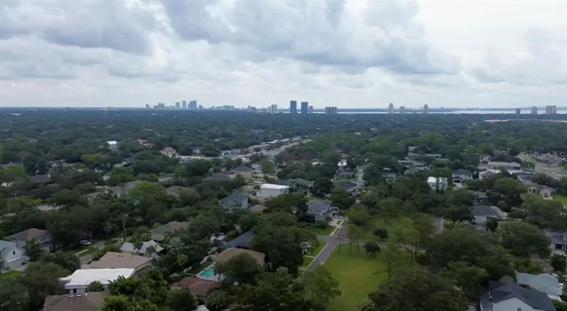 $1,359,000 | 3611 West Royal Palm Circle, Tampa, FL 33629