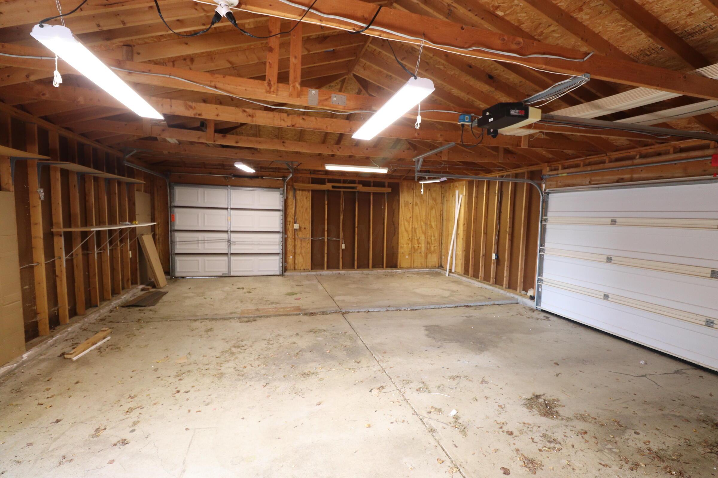 7222 York Road Southwest Pataskala, OH 43062 - Photo 19 of 23 IMG_1548