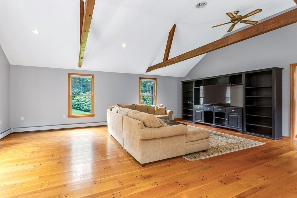 69 Prospect Street Franklin, MA 02038 - Photo 4 of 42 Gallery Image 4