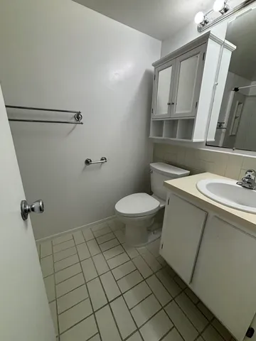 $1,450 | 2701 Riverside Drive, Unit 514B, Coral Springs, FL 33065