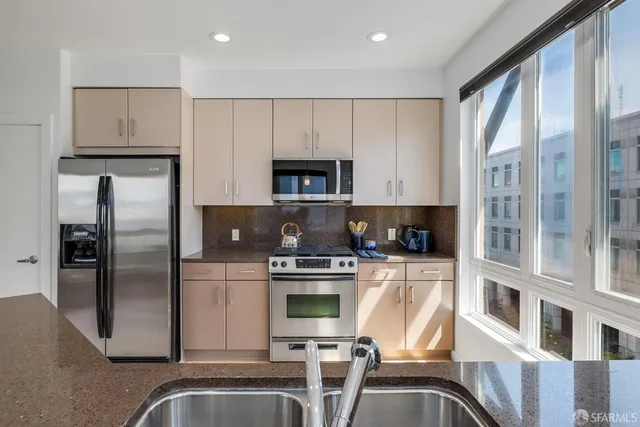 $595,000 | 1511 Jefferson Street, Unit PH7, Oakland, CA 94612