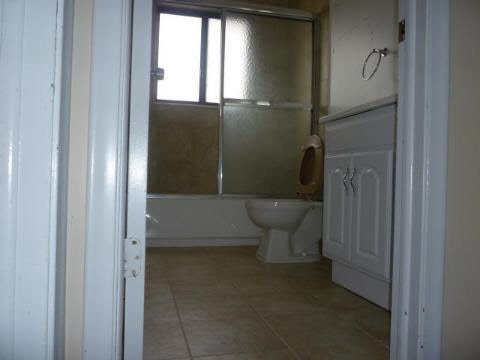 3140 Summers Road, Unit 14 Keego Harbor, MI 48320 - Photo 9 of 9 915745-8.JPG