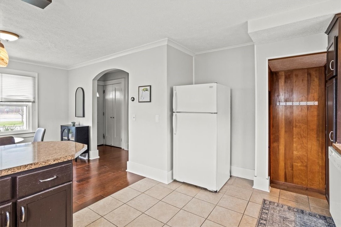 1568 Winton Road North Irondequoit, NY 14609 - Photo 13 of 33