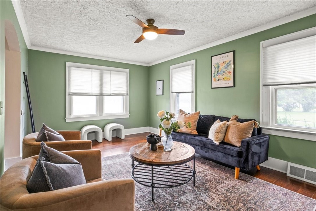 1568 Winton Road North Irondequoit, NY 14609 - Photo 7 of 33