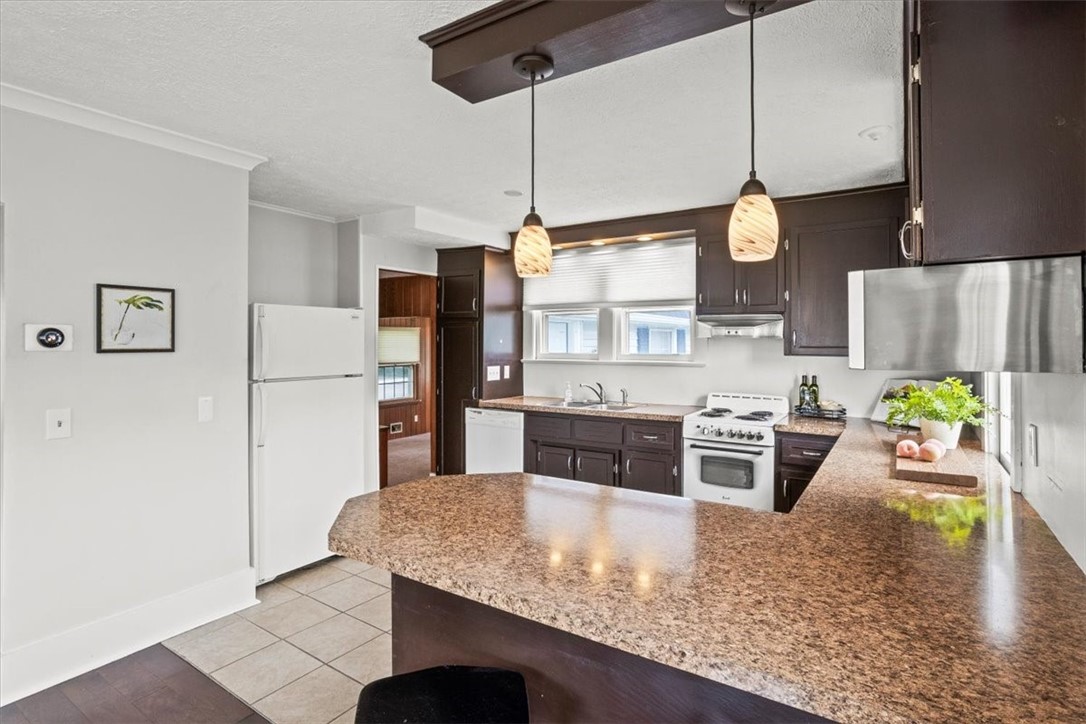 1568 Winton Road North Irondequoit, NY 14609 - Photo 10 of 33