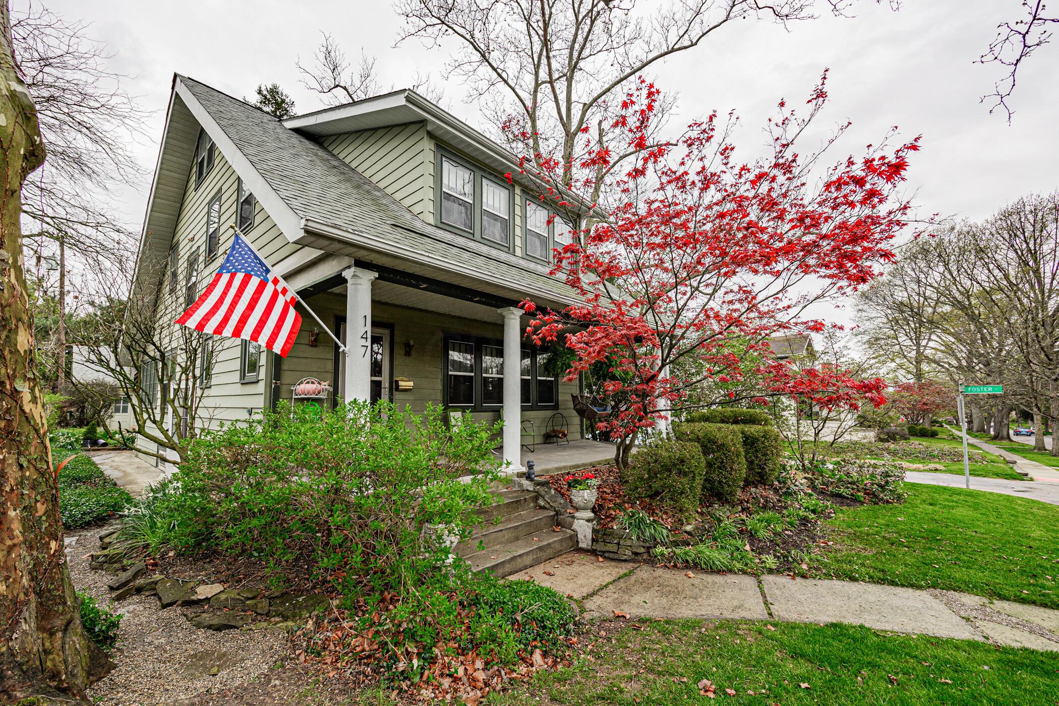147 Chatham Road Columbus, OH 43214 - Photo 1 of 79 147 Chatham Rd 004