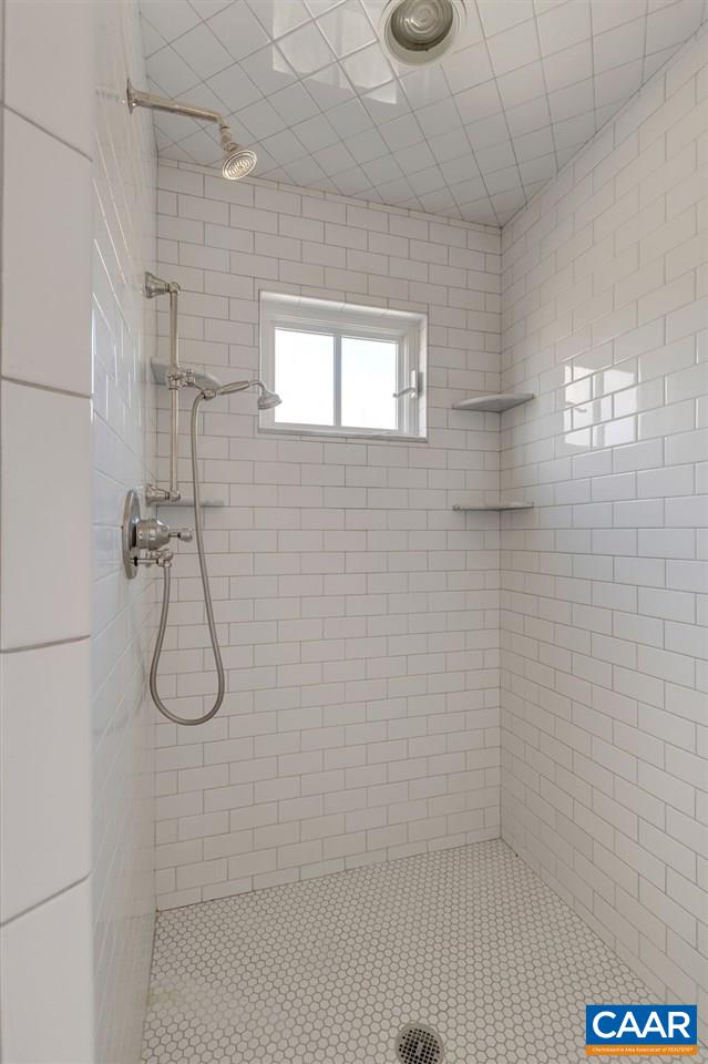 575 Grassmere Road Charlottesville, VA 22903 - Photo 30 of 50 a bathroom with a shower