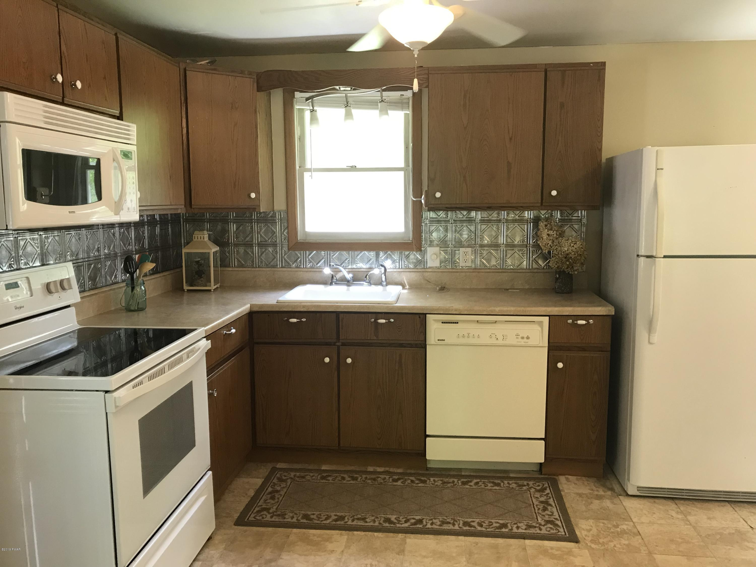 116 Keystone Drive Dingmans Ferry, PA 18328 - Photo 7 of 22