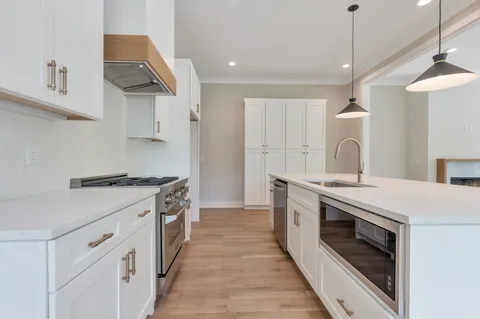 $1,450,000 | 1303 Chickering Drive, Unit 101 AND 102, Franklin, TN 37064