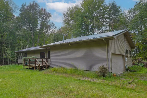 $195,000 | 1038 East Freeland Road, Merrill, MI 48637