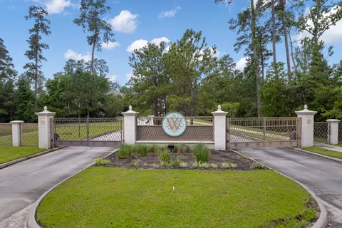 $2,825,000 | 79 Simon Lake Lane, The Woodlands, TX 77381
