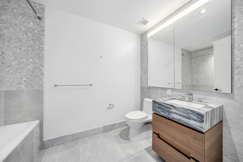 30 Riverside Boulevard, Unit 29J Manhattan, NY 10069 - Photo 10 of 11 Photo 10